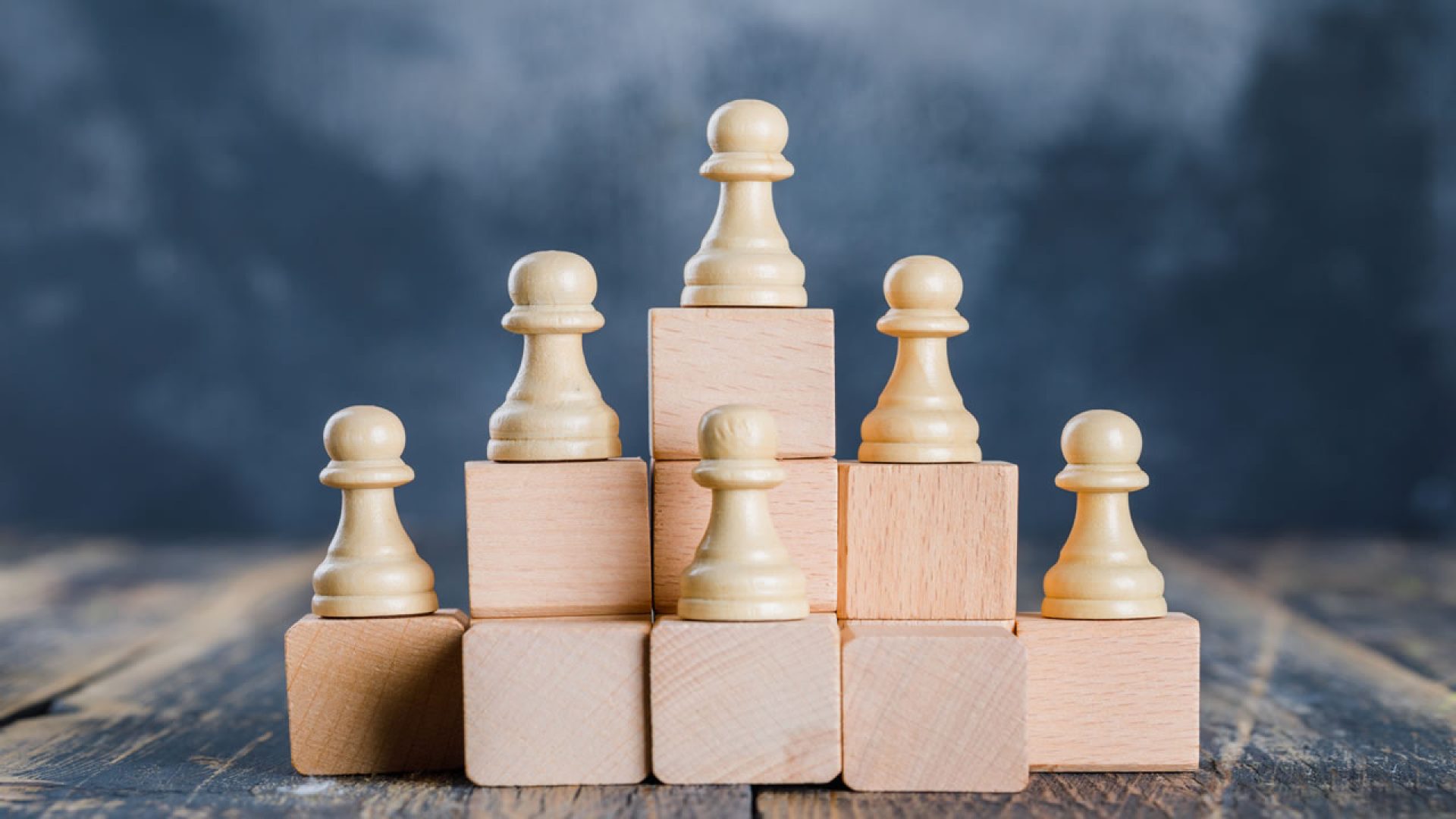 HubSpot’s CMS tools allow businesses to design websites and landing pages